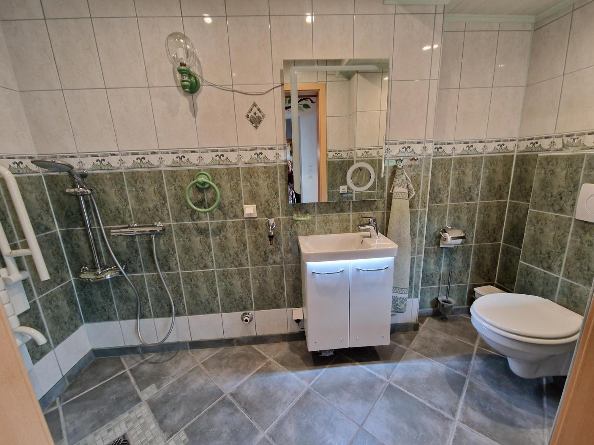 Ferienwohnung Am Oepitzer Berg Pößneck Εξωτερικό φωτογραφία